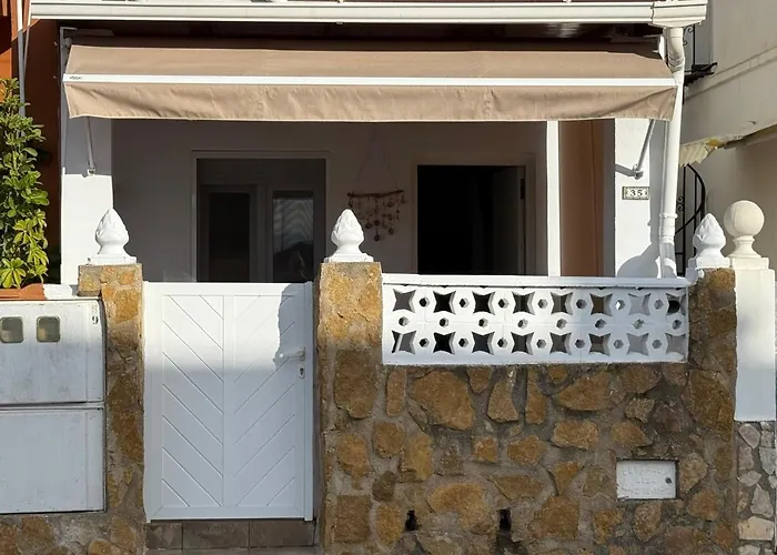Casa Aigua Blanca Oliva